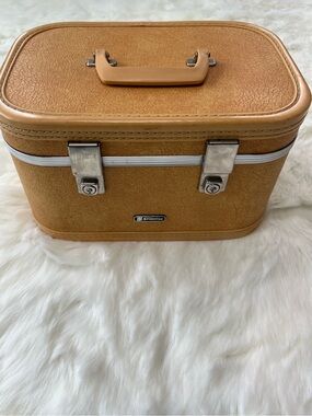 Vintage Stradellina Train Travel case made in Canada,Makeup Bag